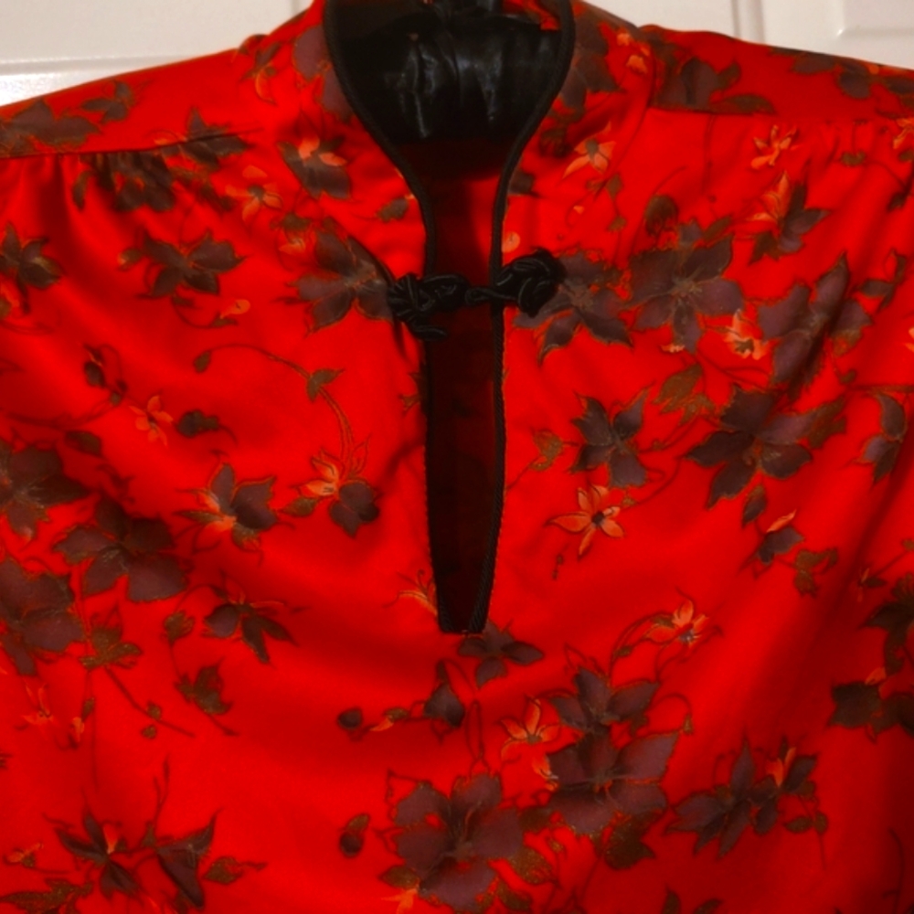 🎀⛩️🎀 Stellar Vintage 70's Asian Oriental Inspired Silky Soft Floral Top - 14 - Picture 8 of 13